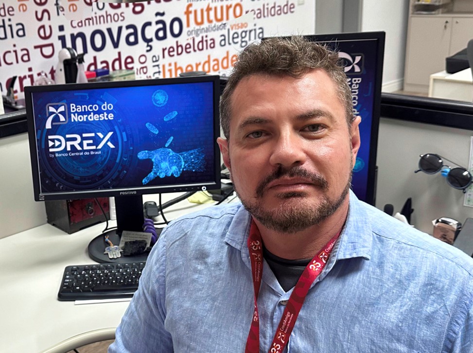 Foto Colaborador Eduardo Gasparem entrevista sobre Implatação DREX pelo Banco do Nordeste